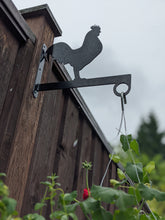 Load image into Gallery viewer, Rooster Flower Basket Hanger
